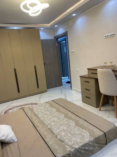 F2 moderne à vendre 