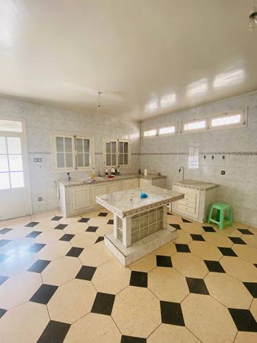 Mise en location villa pour bureaux 