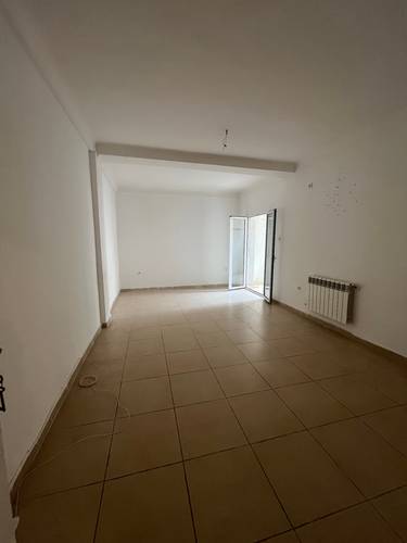 🏡 À LOUER – F3 À BOUISMAIL | RÉSIDENCE ESSARAYA 🏡 للإيجار شقة F3 ببواسماعيل – إقامة السرايا