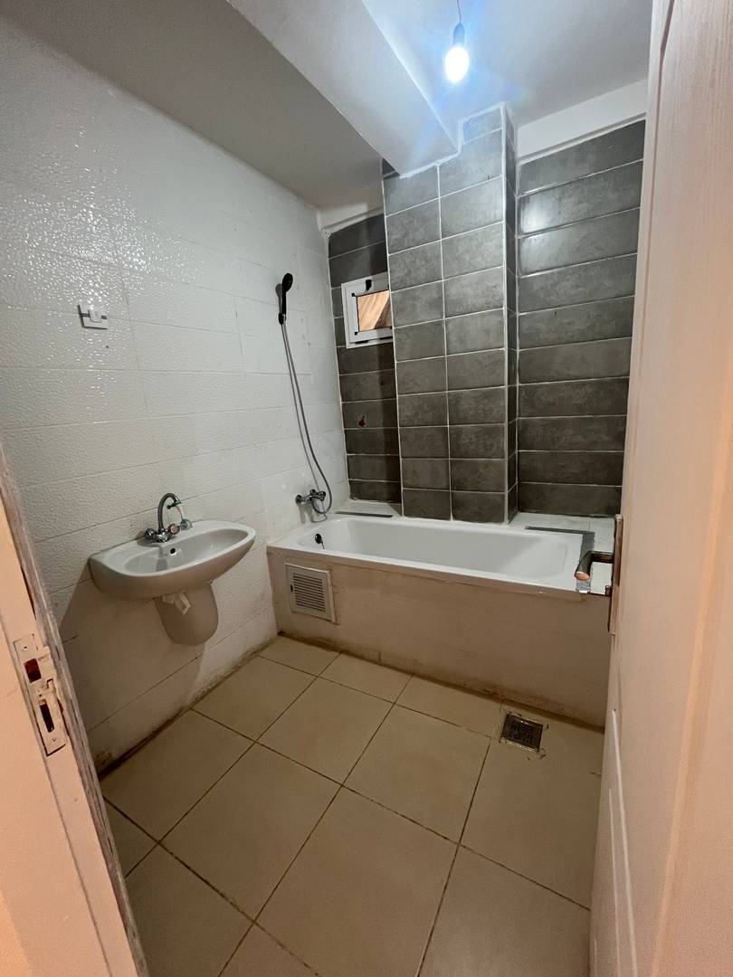 🏡 À LOUER – F3 À BOUISMAIL | RÉSIDENCE ESSARAYA 🏡 للإيجار شقة F3 ببواسماعيل – إقامة السرايا
