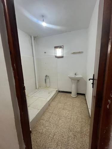  À VENDRE – APPARTEMENT F3 À NADOR للبيع شقة F3 بالناظور