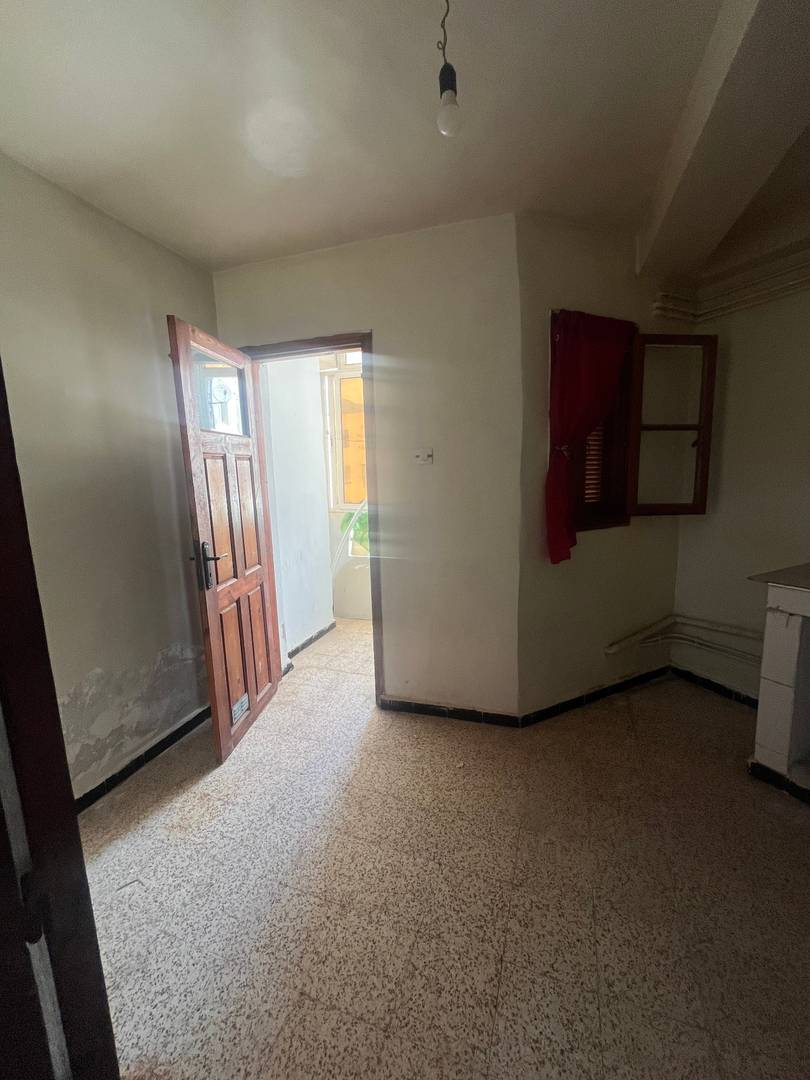  À VENDRE – APPARTEMENT F3 À NADOR للبيع شقة F3 بالناظور