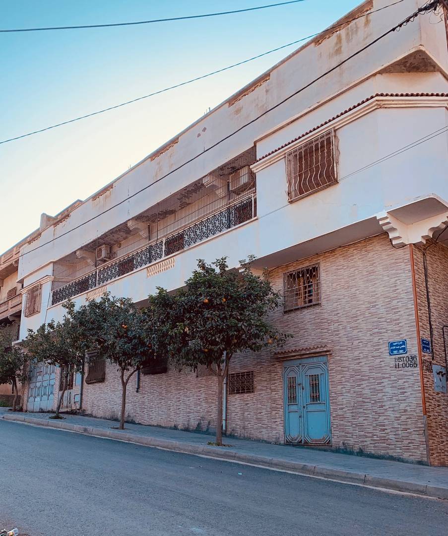 AV vendre Villa + commerce
