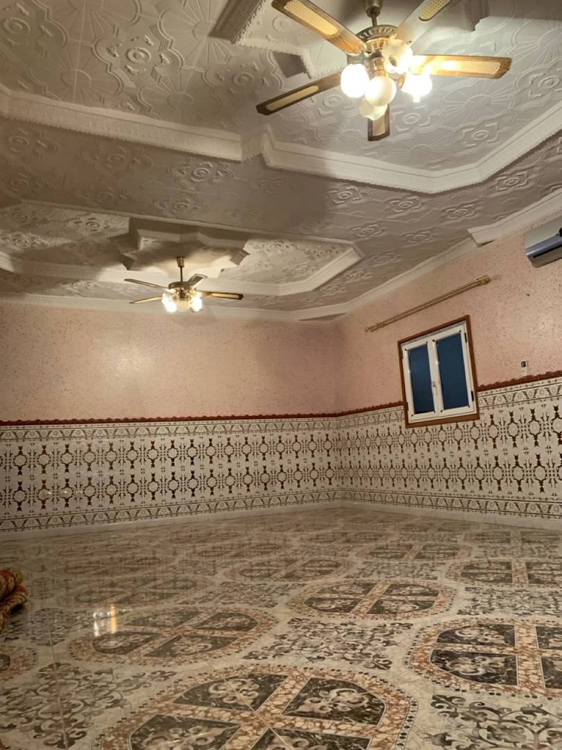 AV vendre Villa + commerce