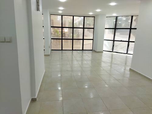 Vente local en duplex 