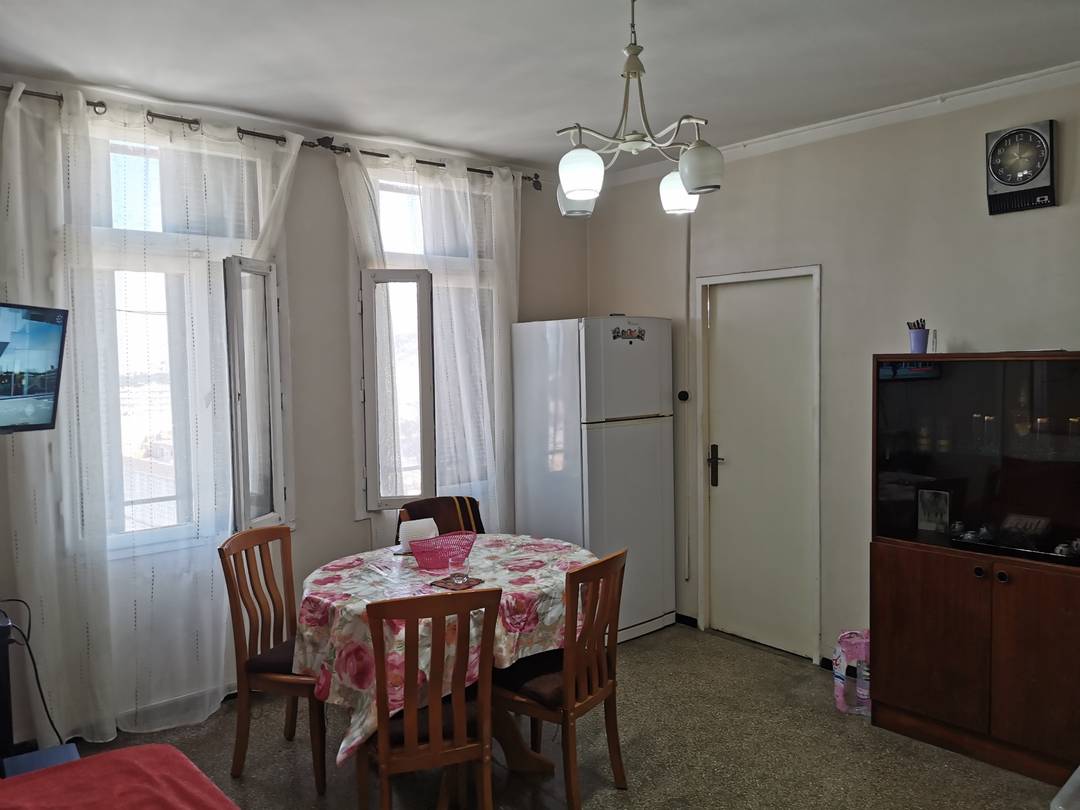 location Appartement F3 meublé et équipé par nuitée et jour