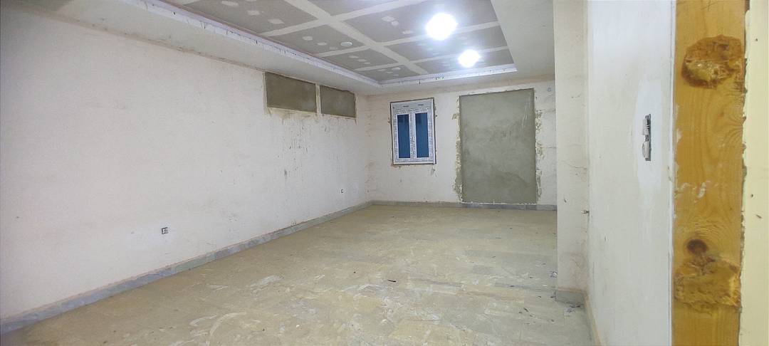 Terrain Agricole de 7500 m² avec Surface Bâtie à Sidi Khettab, Relizane – Permis de Construire Délivré !