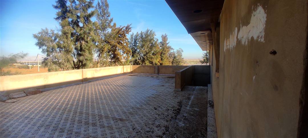 Terrain Agricole de 7500 m² avec Surface Bâtie à Sidi Khettab, Relizane – Permis de Construire Délivré !