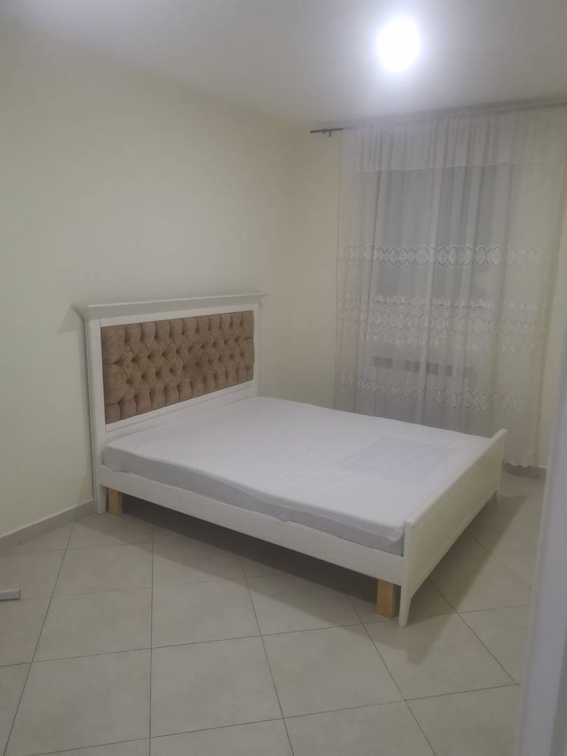 APPARTEMENT (meublé et équipé)