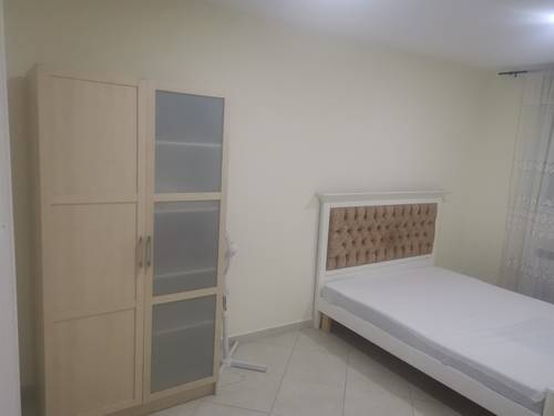  APPARTEMENT (meublé et équipé) 