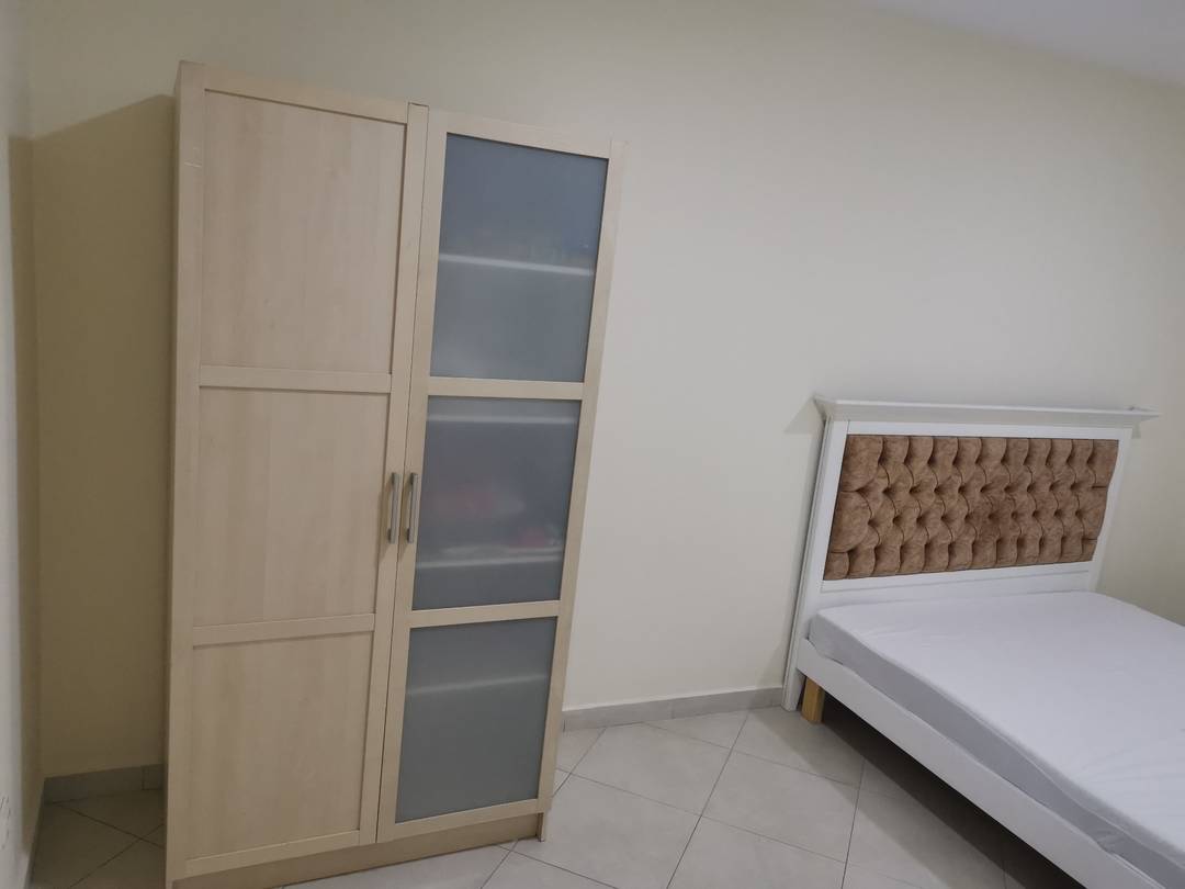 APPARTEMENT (meublé et équipé)