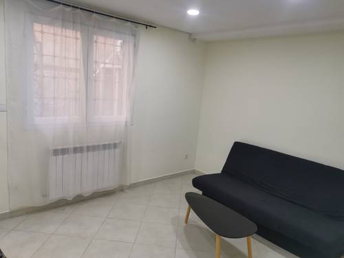  APPARTEMENT (meublé et équipé) 