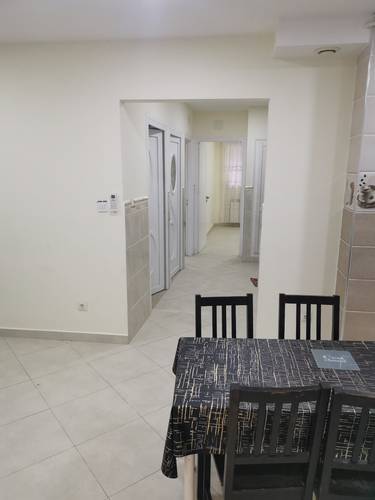  APPARTEMENT (meublé et équipé) 