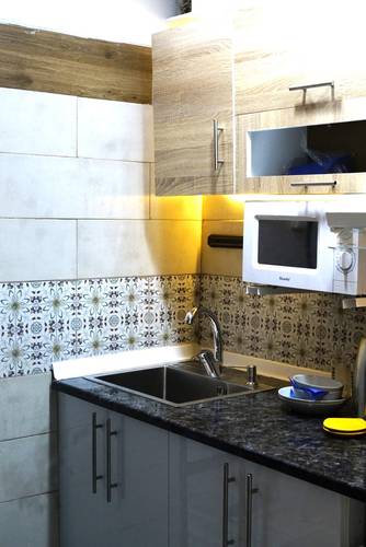 Studio Au Cœur d'Alger Centre a 1m du Métro 