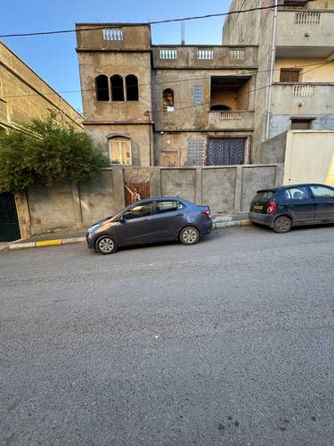 Villa à vendre douira ! 