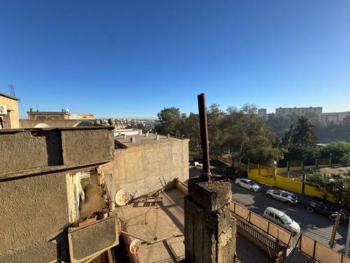 Villa à vendre douira ! 