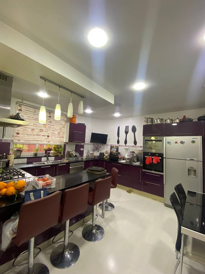 Vente une magnifique villa a chevalley