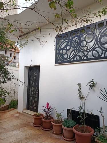 Bou Ismaïl (Tipaza) | Deux niveaux de villa à la location – À quelques pas de la plage