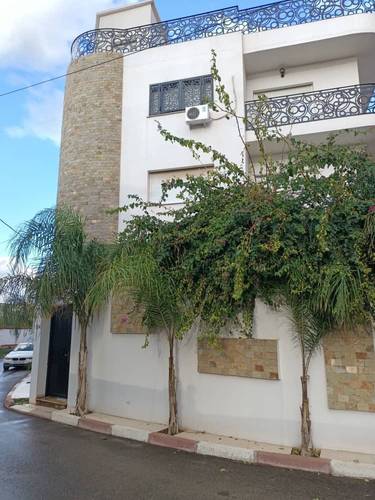 Bou Ismaïl (Tipaza) | Deux niveaux de villa à la location – À quelques pas de la plage