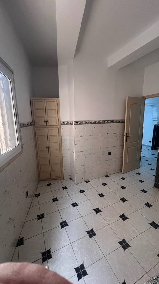 À vendre Triplex à carteaux