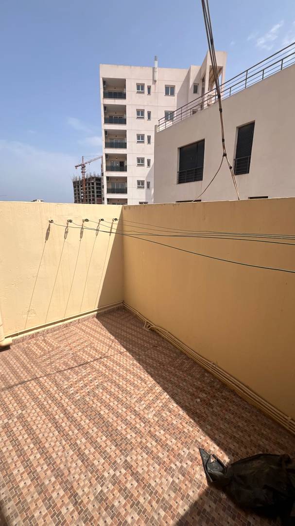 À vendre Triplex à carteaux