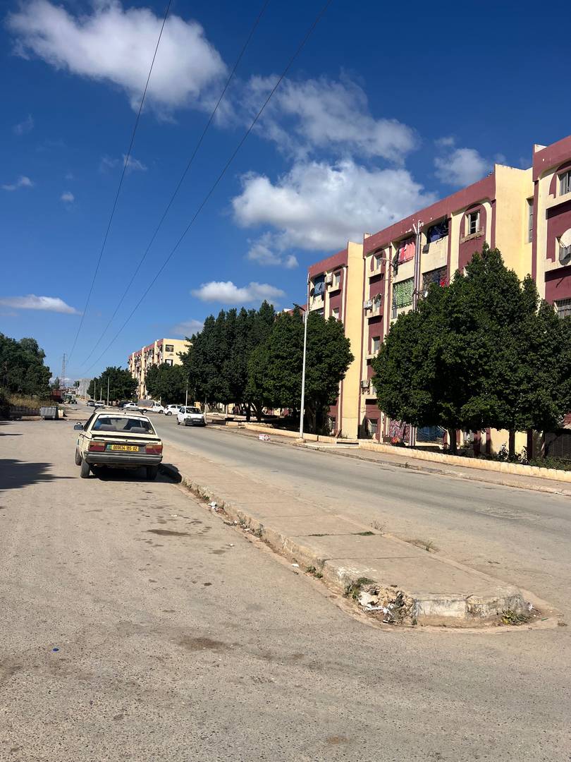 Appartement f3 refait à neuf hay chorfa