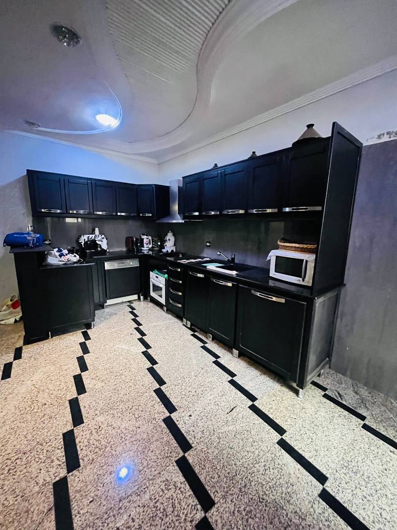 🏡 VILLA R+3 avec attique et terrasse vue sur mer À VENDRE – BOU ISMAÏL | QUARTIER LOMPARD