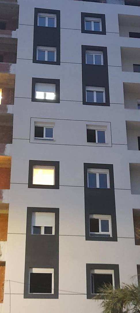 شقة f4 نصف مجهزة