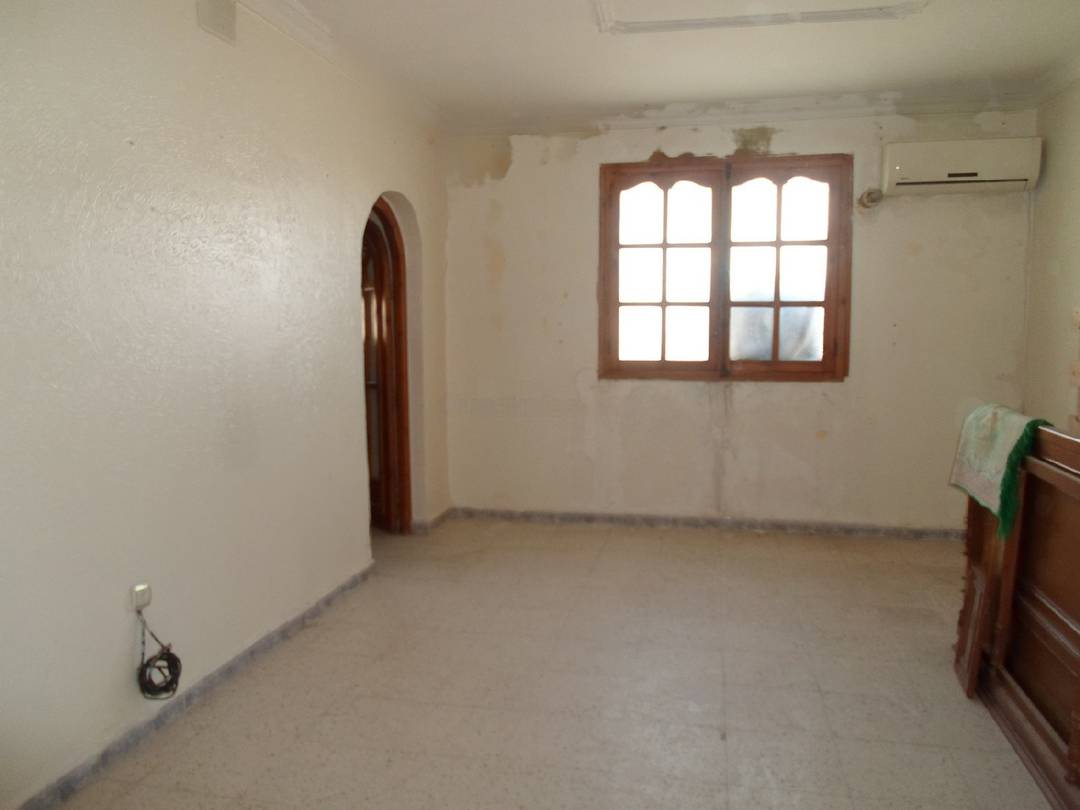Location Appartement F3 Annaba