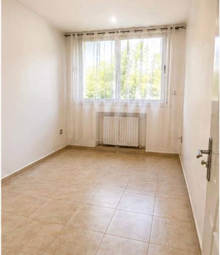 À VENDRE – Superbe appartement F4 rénové à neuf au cœur du centre ville de Sétif