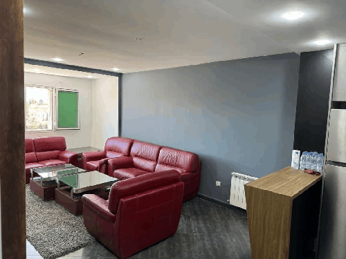 F2 cosy et fonctionnel : idéalement situé à Said Hamdine ☀️