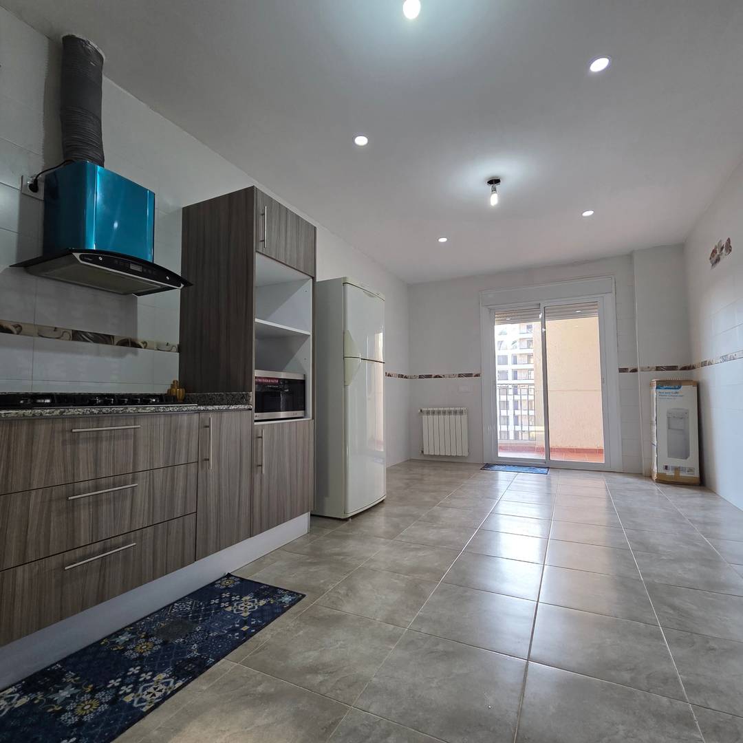 DUPLEX F4 D’EXCEPTION À COURBET (ORAN) + PLACE DE PARKING INCLUSE