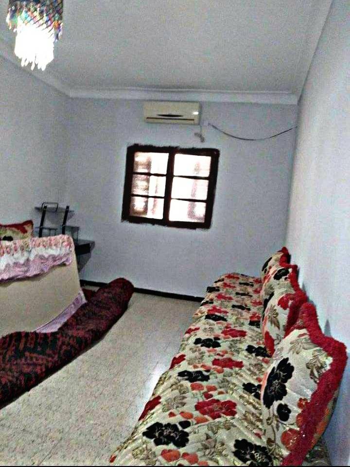 Vente un niveau de villa R