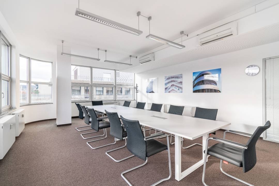 Espace de bureau privé pour 3 personnes à Oran, Les Aures