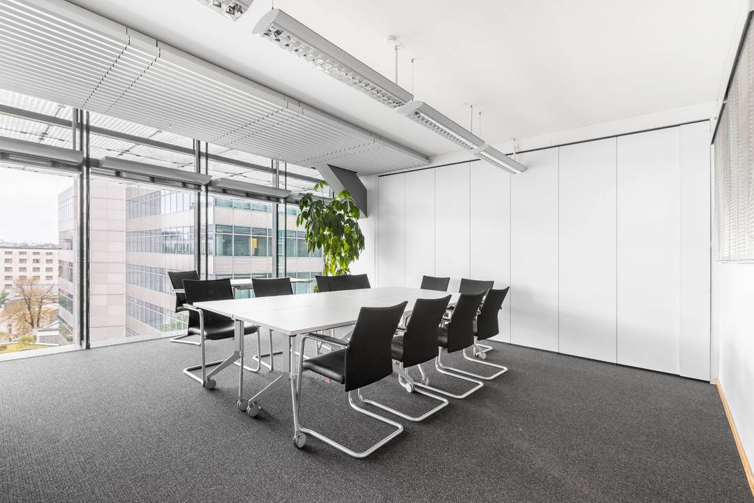 Espace de bureau privé pour 3 personnes à Algiers, Regus Said Hamdine