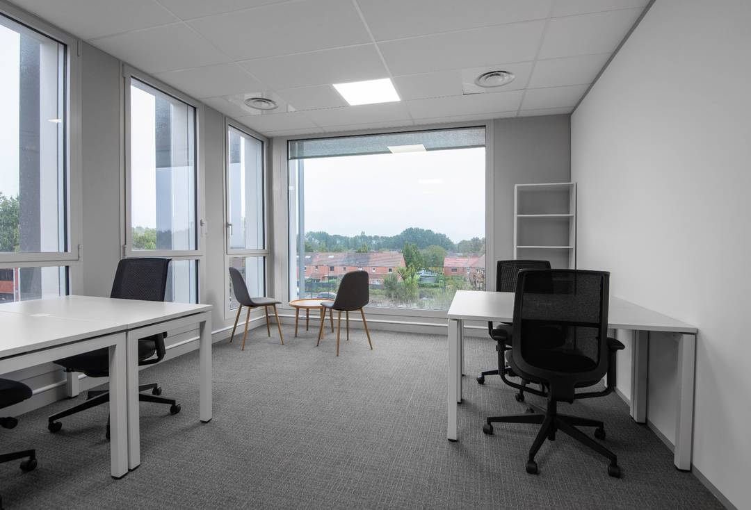Espace de bureau privé pour 3 personnes à ALGER, Bab-Ezzouar
