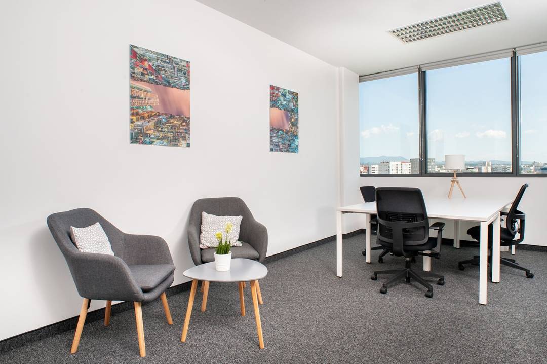 Espace de bureau privé pour 3 personnes à ALGER, Bab-Ezzouar