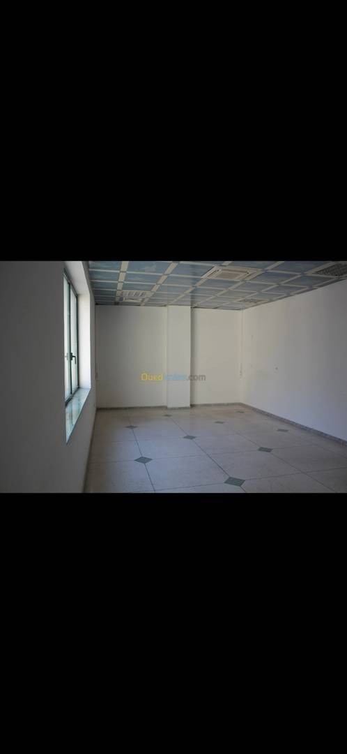 Bureau cheraga el quods immeuble des assurances (casnos)
