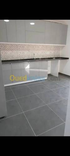Apartment F3 a vendre birkhadem 