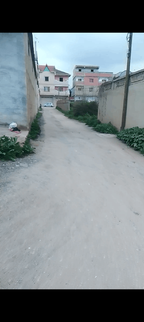 بيع أرض