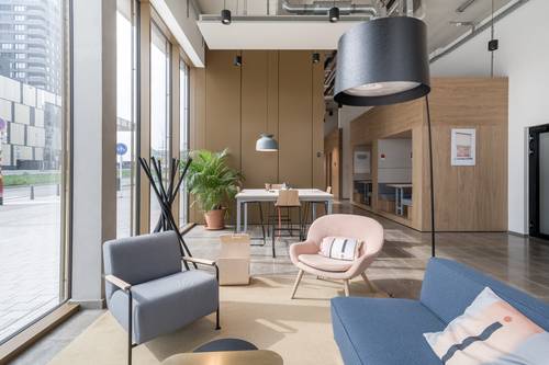 Un bureau au design remarquable pour 3 personnes à Alger , Said Hamdine 