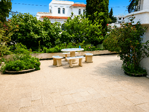 VILLA D'EXCEPTION – HYDRA – QUARTIER DIPLOMATIQUE