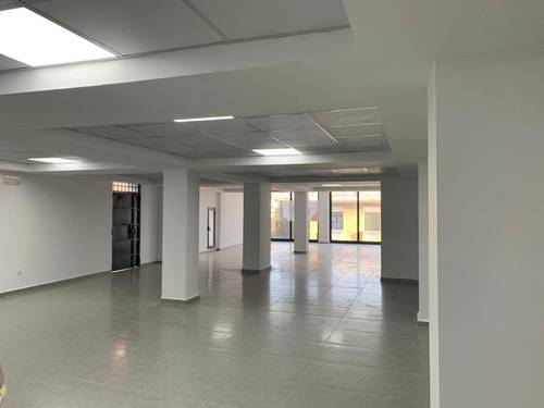 Local commercial de 600m2 a el mouradia alger