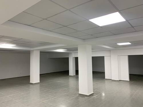 Local commercial de 600m2 a el mouradia alger