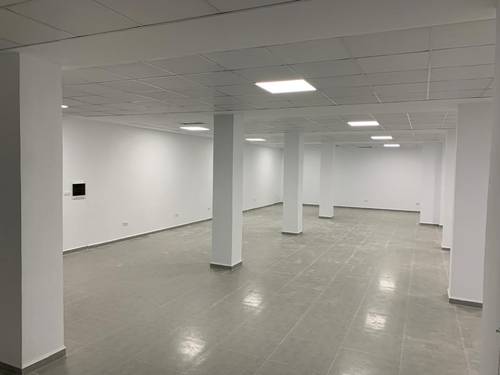 Local commercial de 600m2 a el mouradia alger