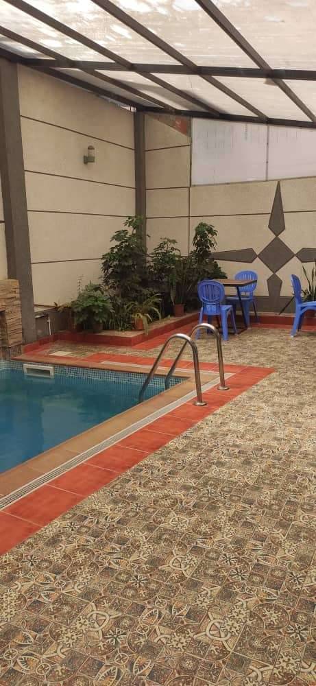 location niveau de villa avec picsine 