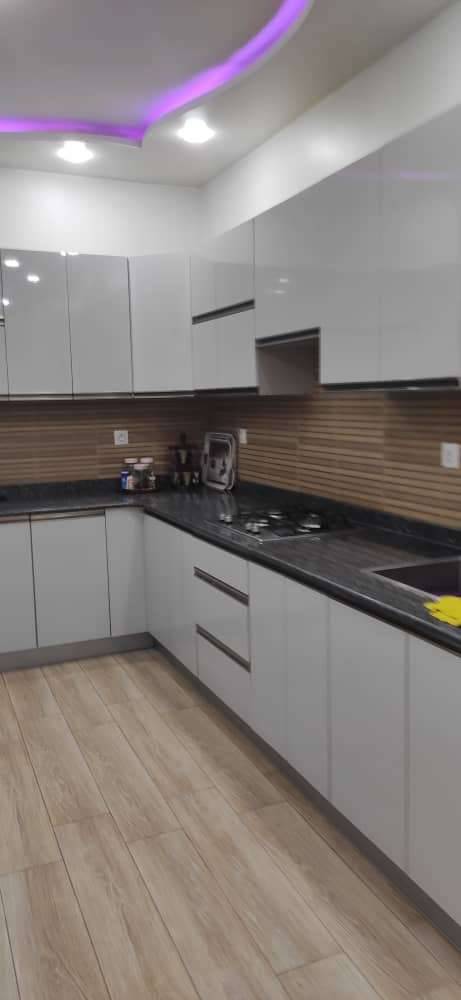 location niveau de villa avec picsine 