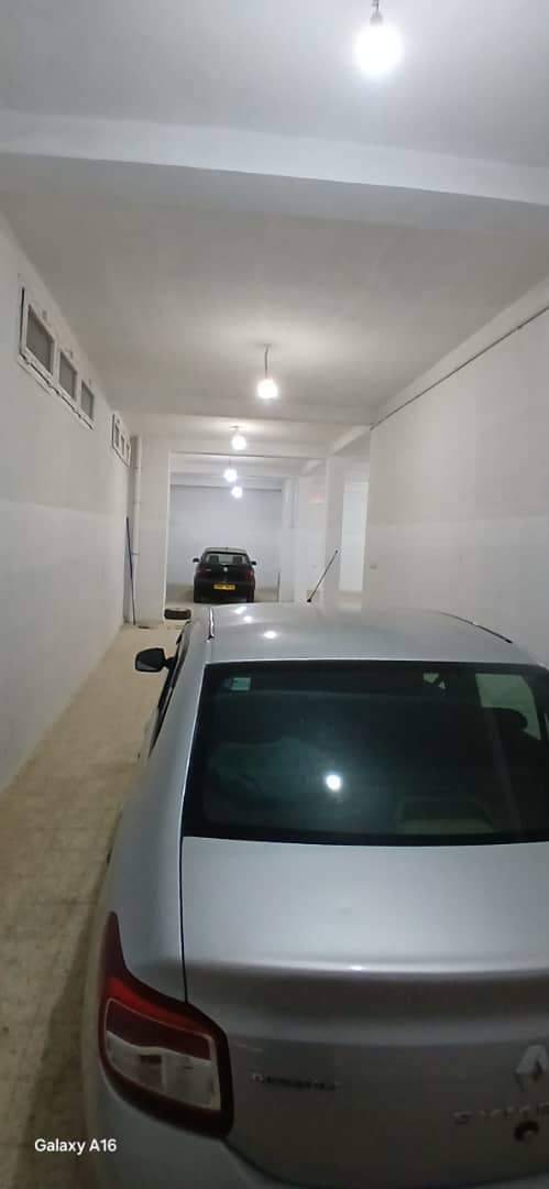 Local commercial à louer – Bou Ismaïl (Balili)