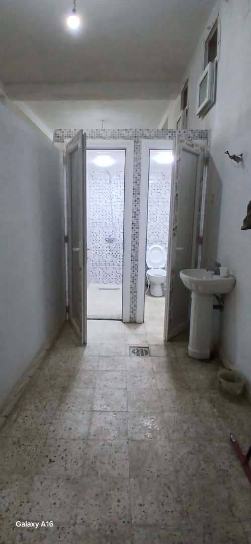 Local commercial à louer – Bou Ismaïl (Balili)