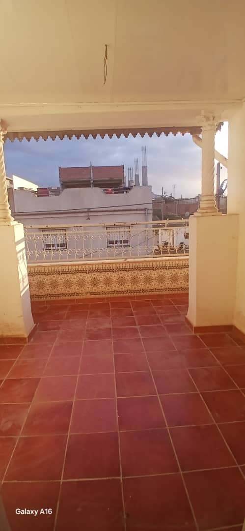 VILLA COMMERCIALE EN VENTE – BOU ISMAÏL